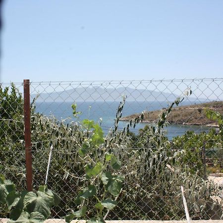 Condo Rooms Saranda Dış mekan fotoğraf