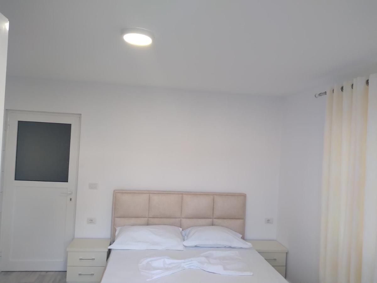 Condo Rooms Saranda Dış mekan fotoğraf